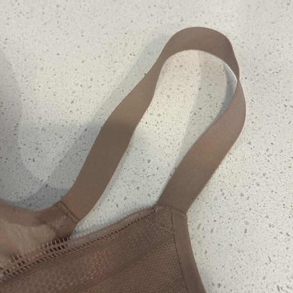 Lululemon lace bralettes - Picture 3 of 13